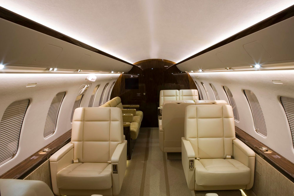 Bombardier Challenger 605
